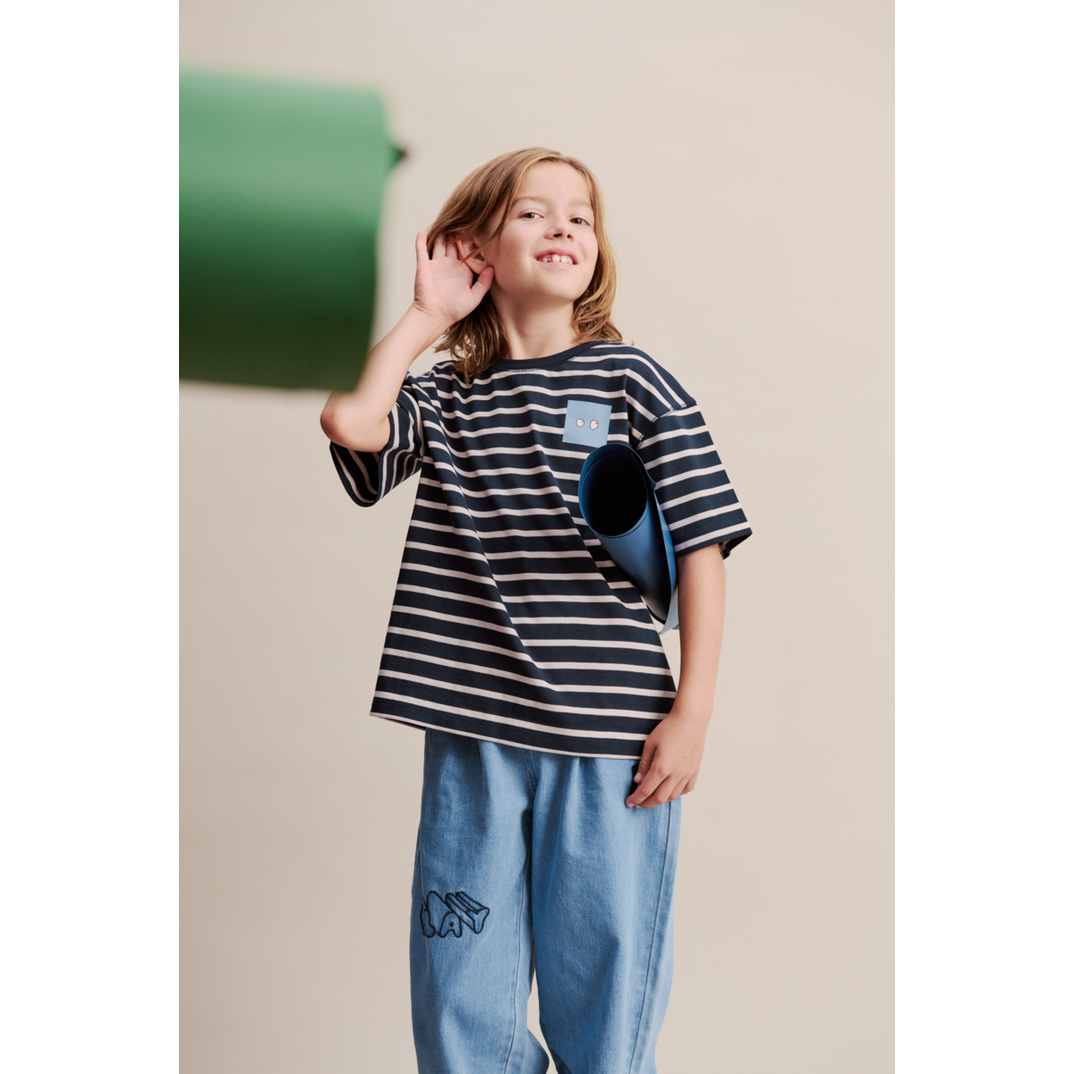 Liewood T-shirt à Manches Courtes et à Rayures TYLER - Y/D stripe classic navy sandy - T-shirt