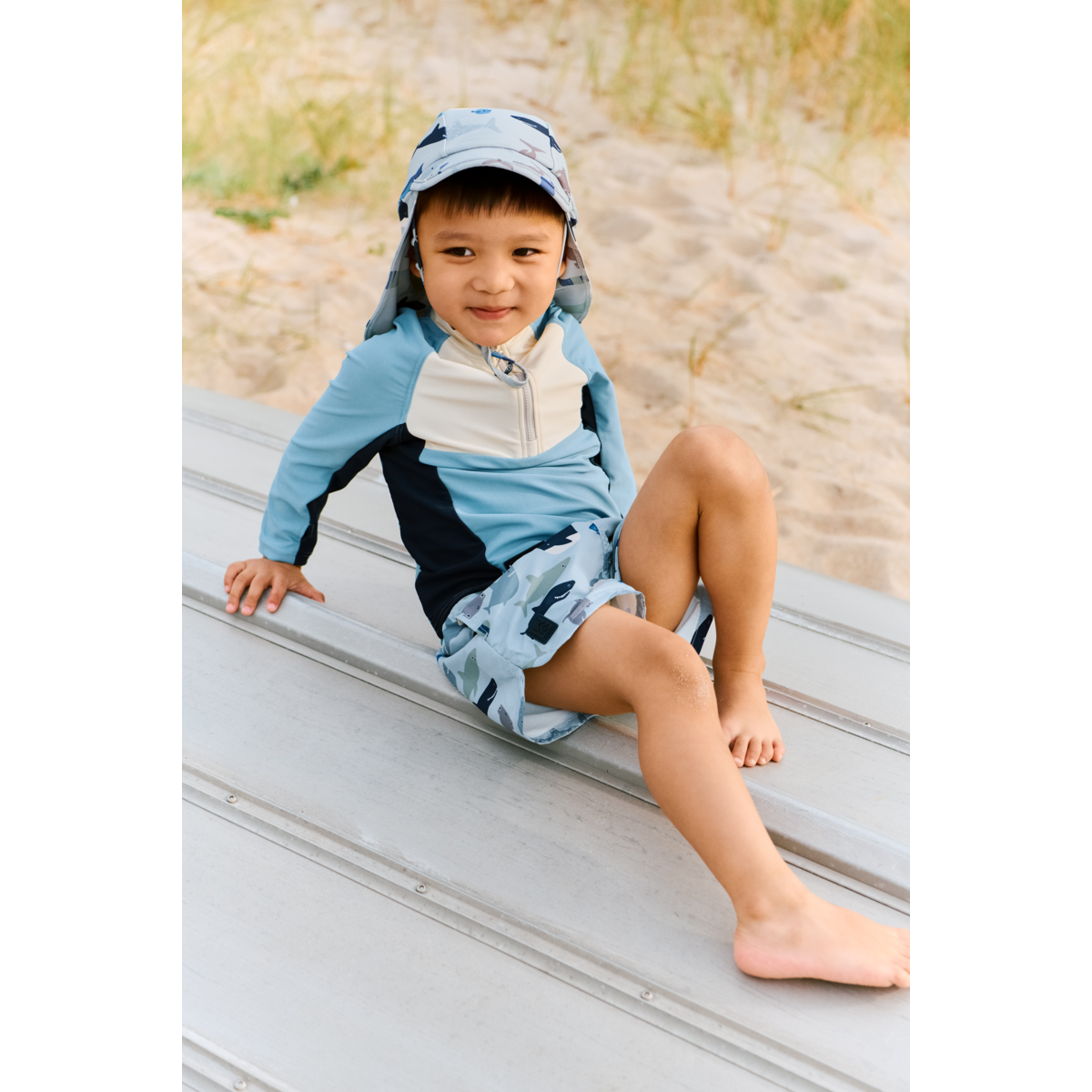 Liewood Chapeau de bain CECILIA - Shark / Dove blue - CHAPEAU DE BAIN