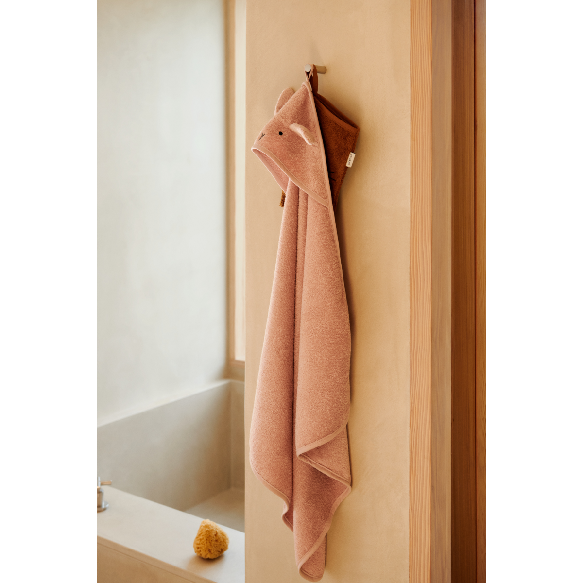 Liewood Serviette bébé à capuche Albert - Rabbit rose - Serviettes / Gants de toilettes